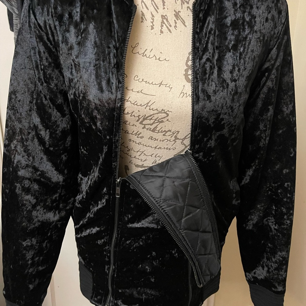 Twenty Black Bomber Jacket Velvet Elegance - Picture 3 of 10